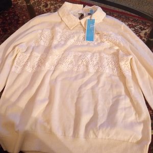 NWT Draper James white sweater with lace